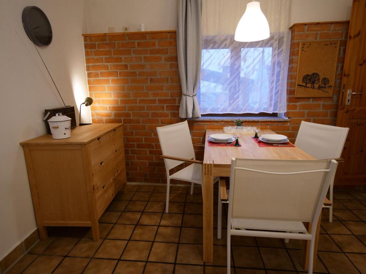 Fachwerkhaus In Ruhiger Altstadt By Rabe - Free Netflix & Eigene Terrasse คาร์ลสรูเฮอ ภายนอก รูปภาพ